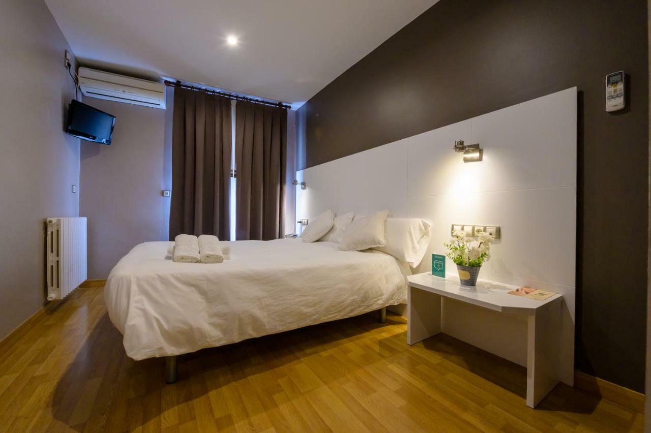 Hotel El Acebo Jaca Luaran gambar