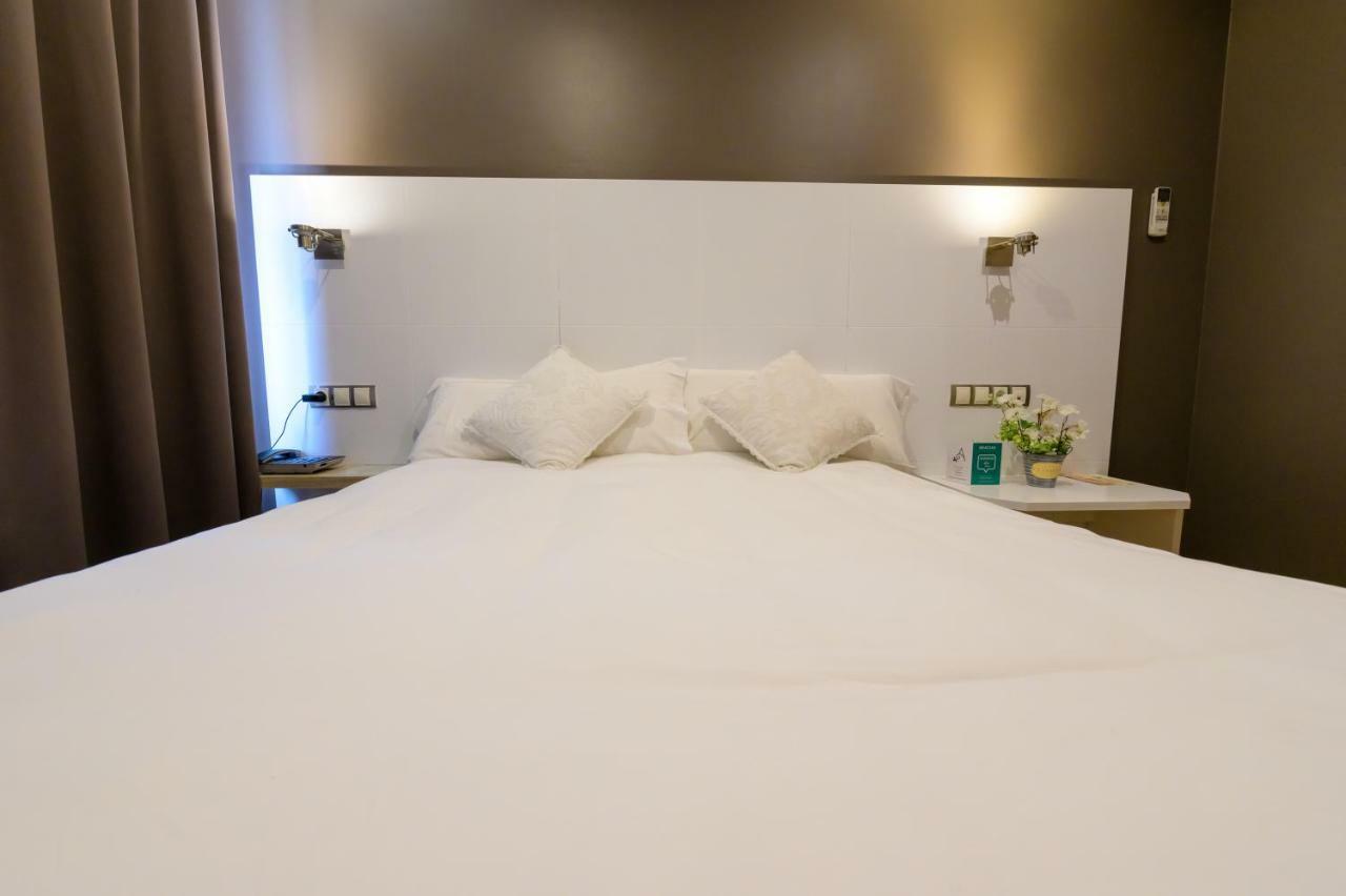 Hotel El Acebo Jaca Luaran gambar