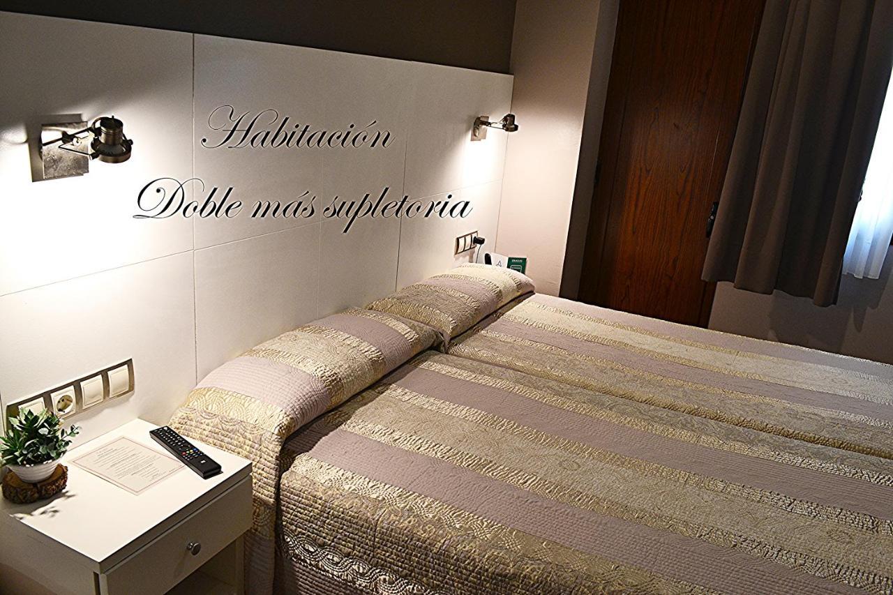 Hotel El Acebo Jaca Luaran gambar